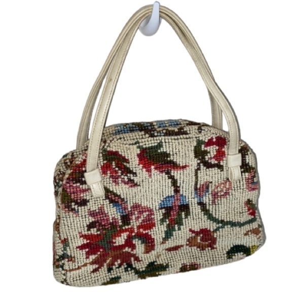 Vintage needlepoint handbag  tapestry purse snap closure handbag - Picture 1 of 9